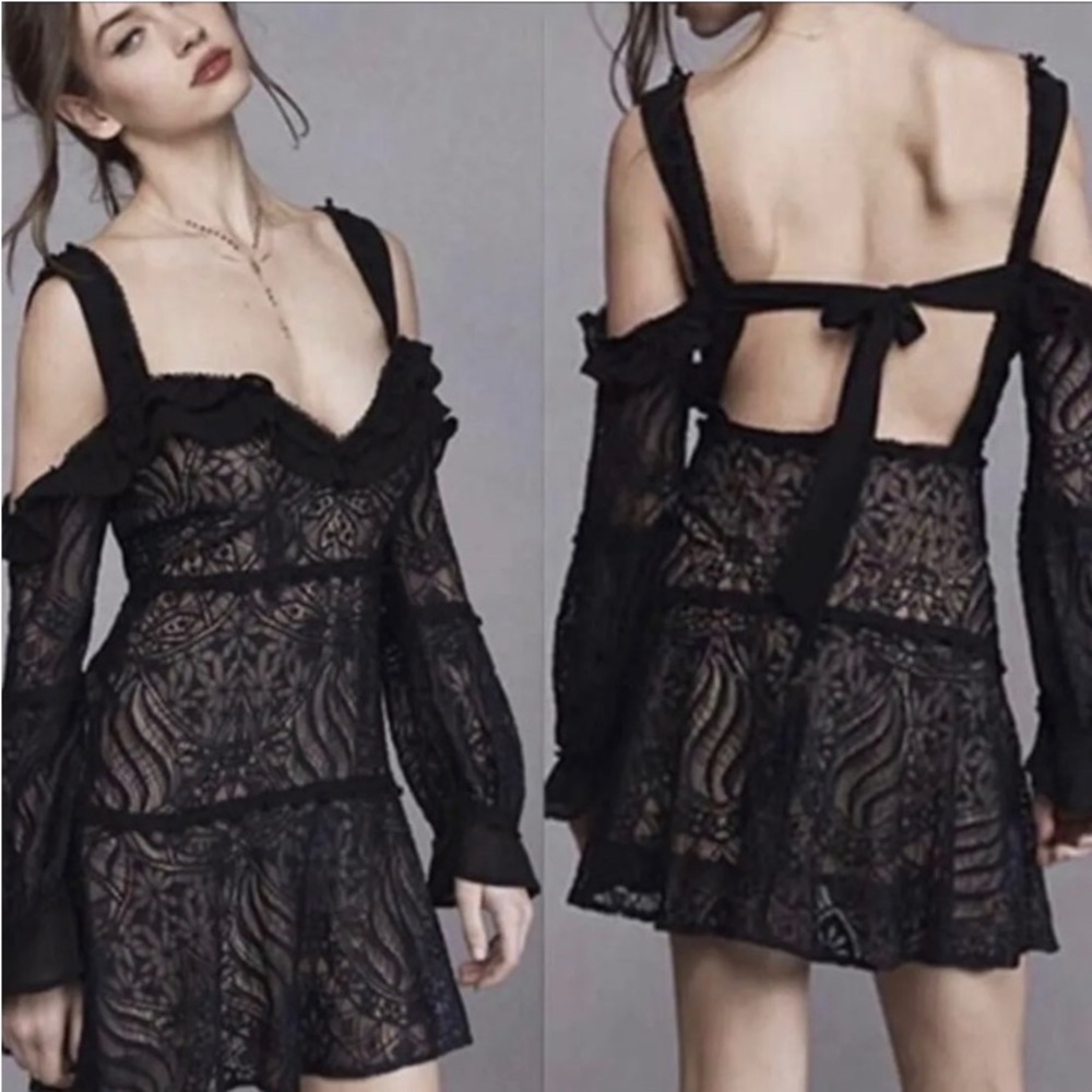 🍋 New For Love & Lemons Navy Blue Bridget Cold Shoulder Mini Dress  Small NWOT